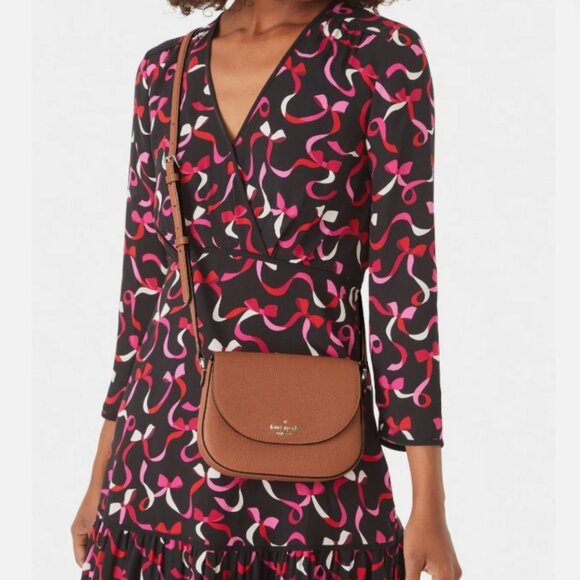 Kate Spade Leila miniflip crossbody WLR00396 - Picture 2 of 9